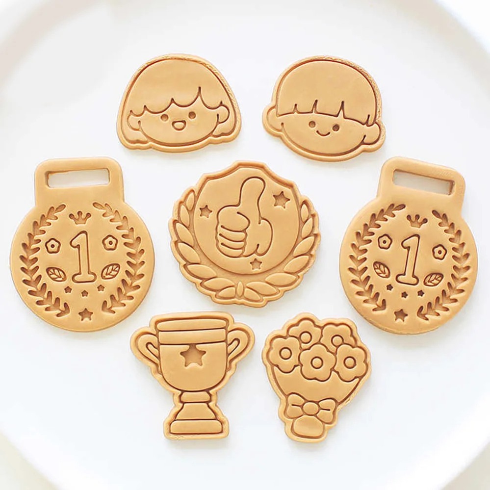 Medals Trophies Cookie Cutters - đánh giá và giá Kitchen Baking Cake